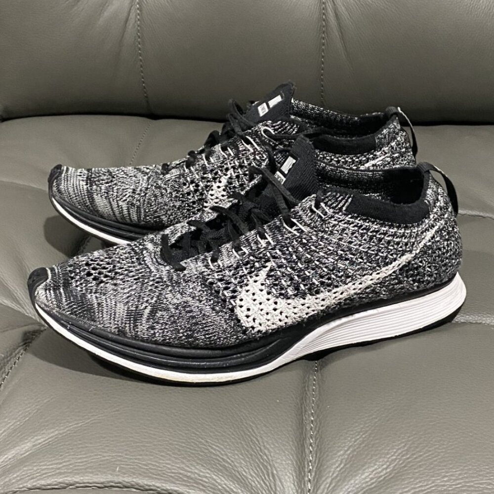 Nike Flyknit Oreo Racer Shoes - Size 8